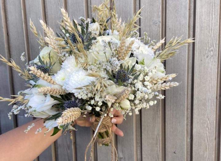 Des fleurs qui défient le temps pour toutes les occasions.